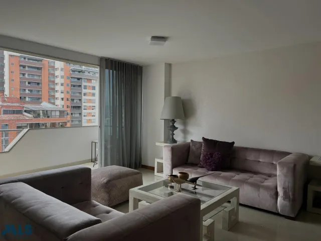 Apartamento en Medellín en Castropol