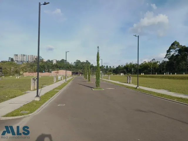 Lote Residencial en Marinilla en Alcaravanes