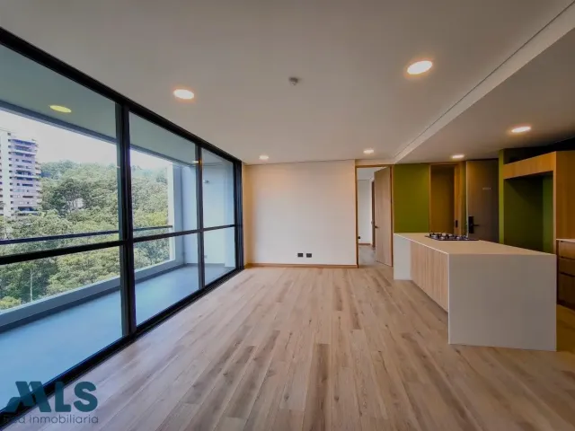 Apartamento en Medellín en Altos del Poblado