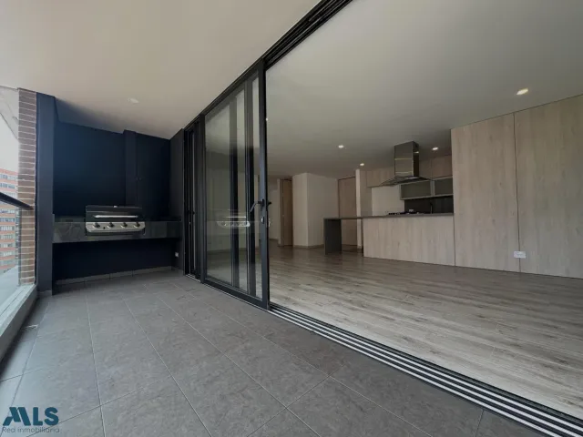 Apartamento en Medellín en Altos del Poblado