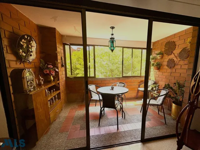 Apartamento en Medellín en Santa Teresita