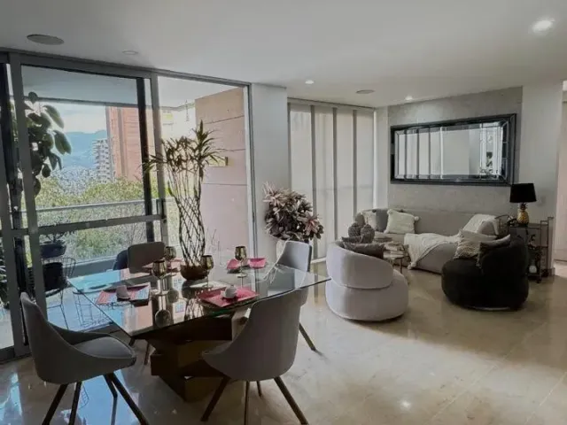 Apartamento en Medellín en Lalinde