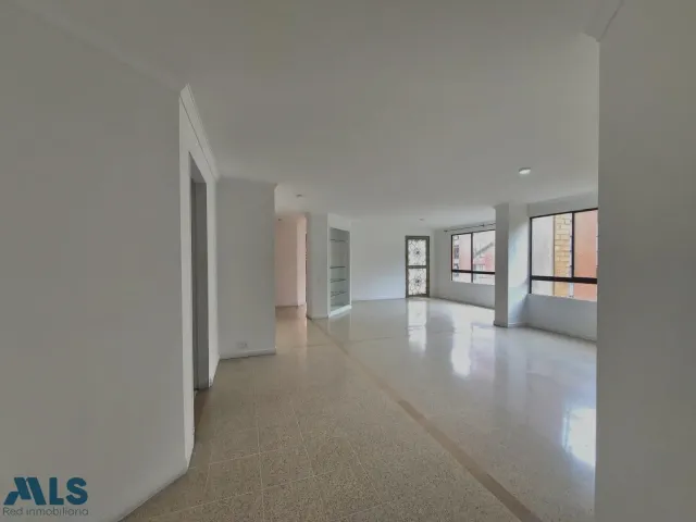 Apartamento en Medellín en El Tesoro
