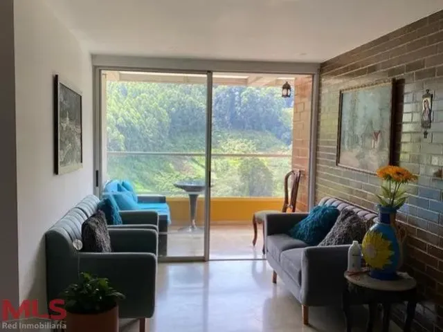 Apartamento en Sabaneta en Loma de San Jose