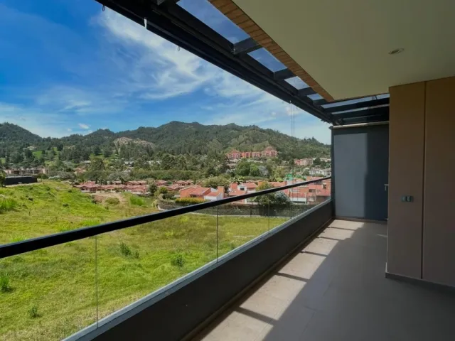 Apartamento en El Retiro en Puro Cuero