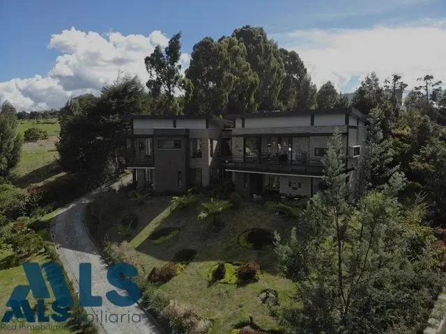 Casa en Envigado en Alto de las Palmas