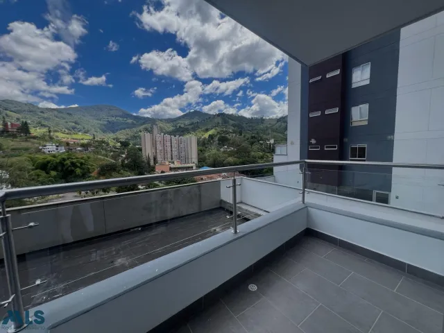 Apartamento en Sabaneta en La Doctora