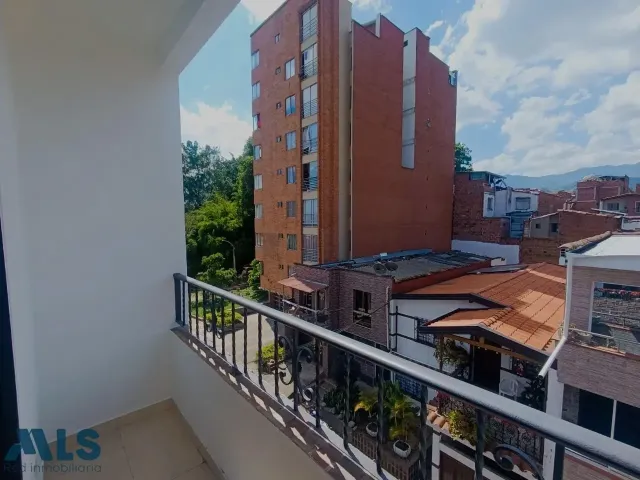 Apartamento en Medellín en Belen San bernardo
