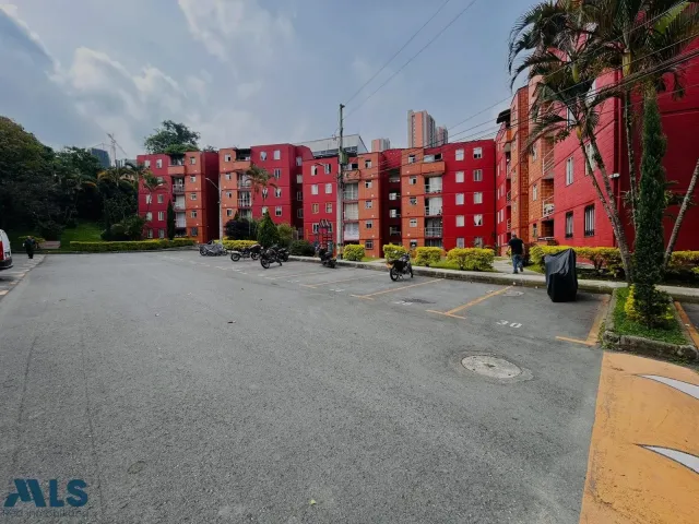 Apartamento en Sabaneta en Prados de Sabaneta