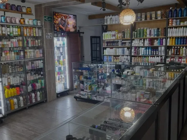 Local Comercial en El Retiro en Centro