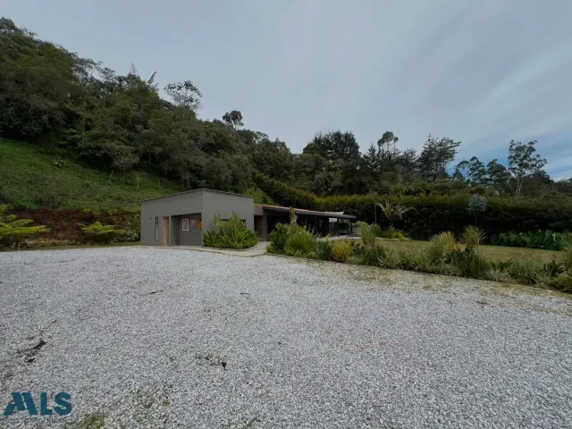 Finca Recreativa en Marinilla en V. Gaviria