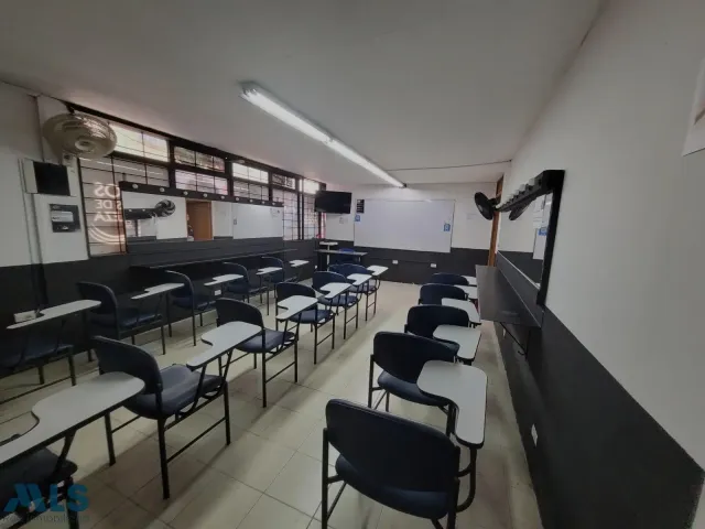 Local Comercial en Medellín en La Candelaria