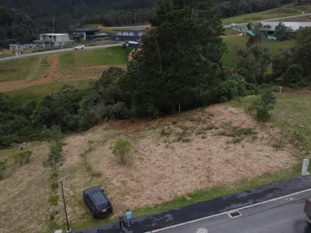 Lote Residencial en Envigado en Alto del escobero (Envigado)