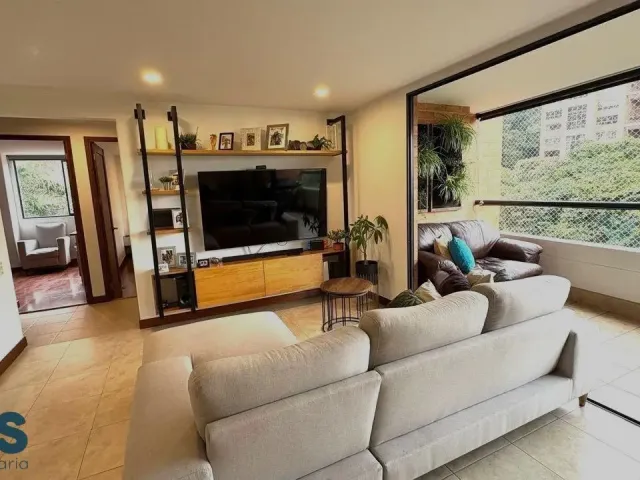 Apartamento en Medellín en El Tesoro