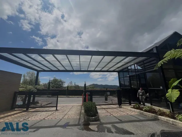 Lote Residencial en Envigado en Alto de las Palmas