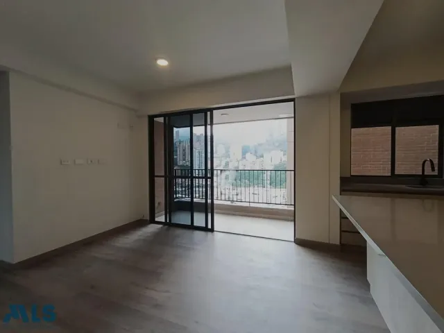 Apartamento en Medellín en Ciudad del Rio