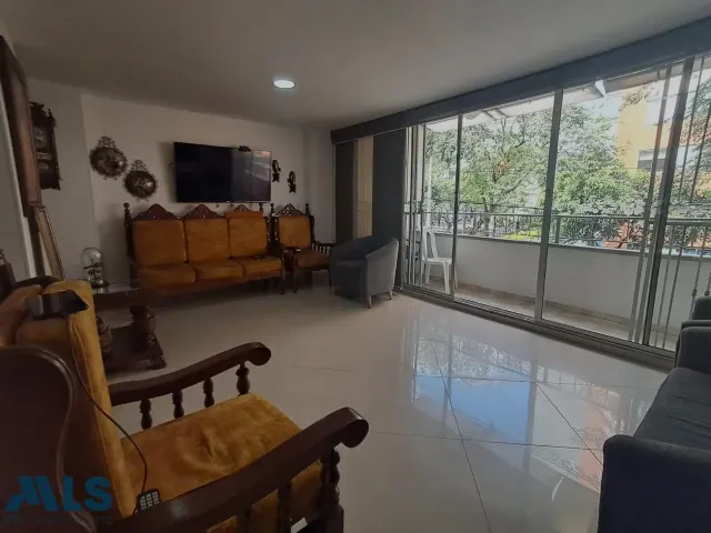Apartamento en Sabaneta en Calle Larga