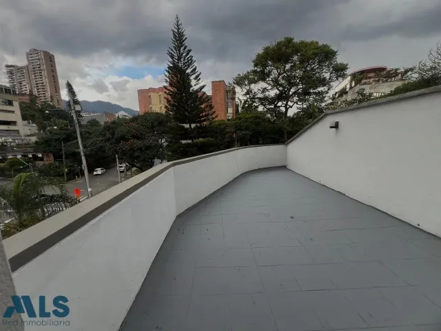Oficina en Medellín en Manila