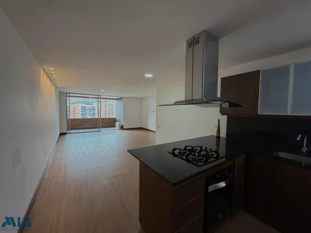 Apartamento en Envigado en Loma de Cumbres