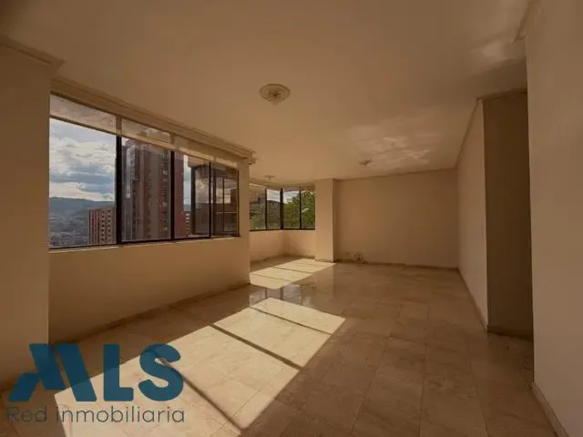Apartamento en Medellín en El Campestre