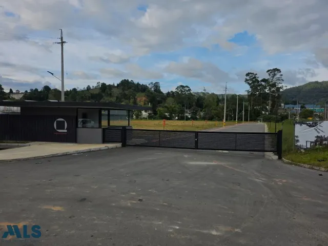 Lote Residencial en Guarne en Autopista (Guarne)