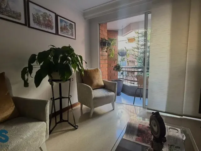 Apartamento en Medellín en Laureles