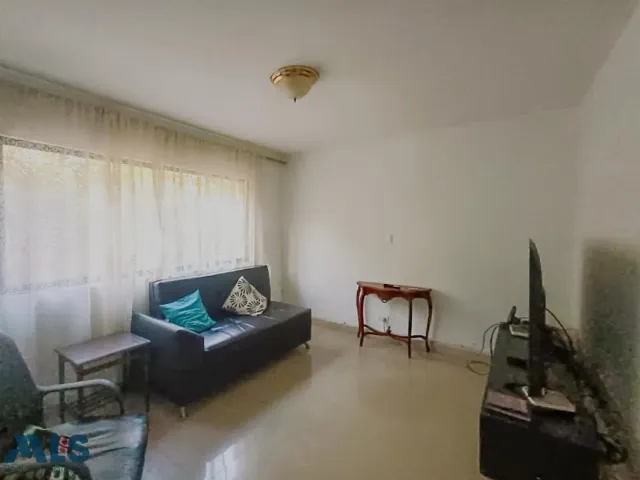 Apartamento en Medellín en Laureles