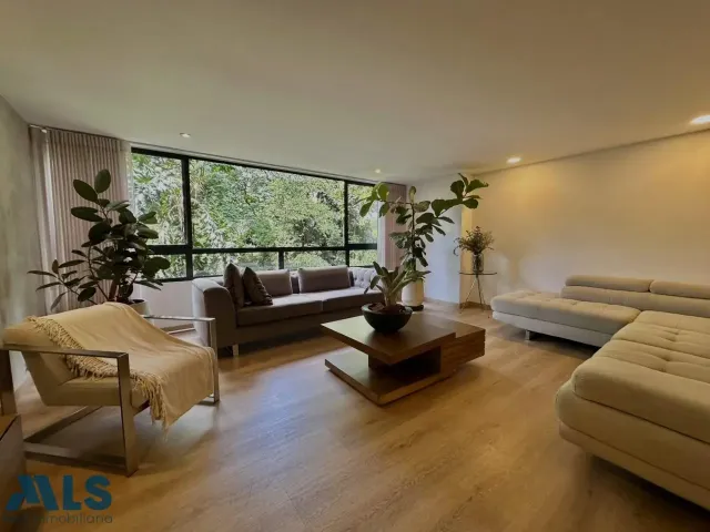 Apartamento en Medellín en El Campestre