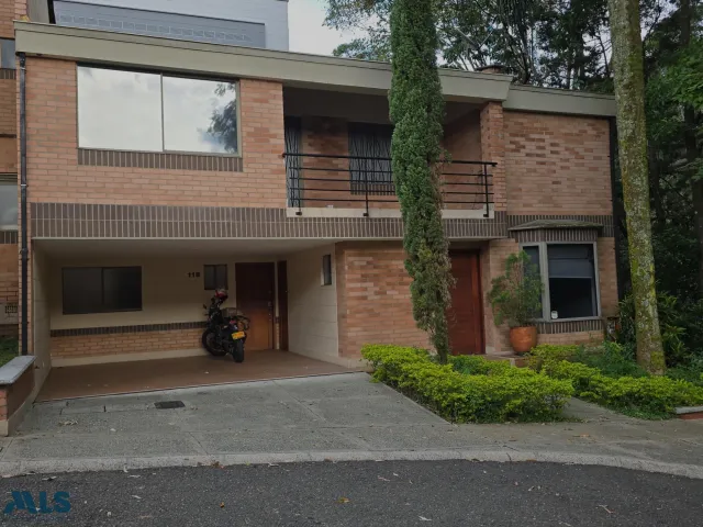 Apartamento en Envigado en Loma de Benedictinos
