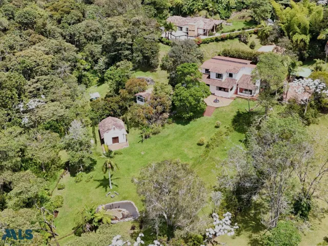 Casa en El Retiro en Corredor la Fe - El Retiro