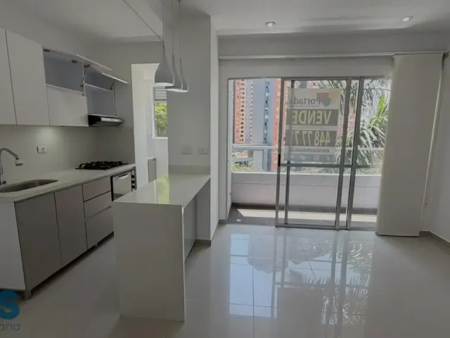 Apartamento en Medellín en Los Colores