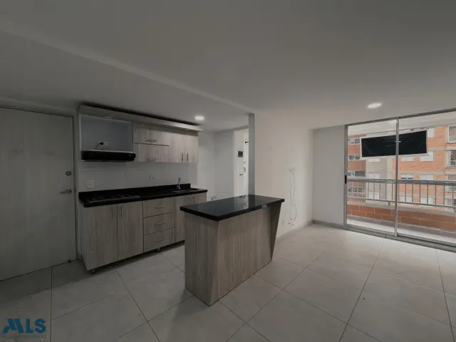 Apartamento en Sabaneta en Loma de San Jose