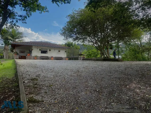 Casa en Rionegro en Aeropuerto