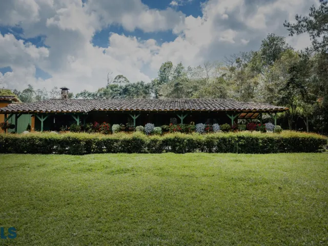 Casa en El Retiro en Sector Fizebad