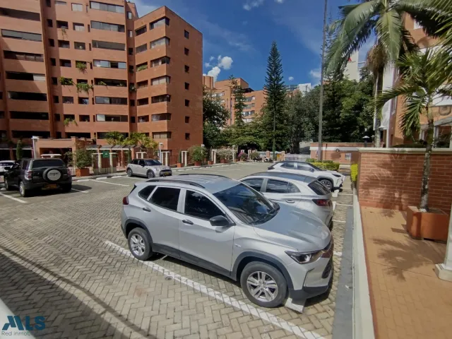 Apartamento en Medellín en Patio Bonito