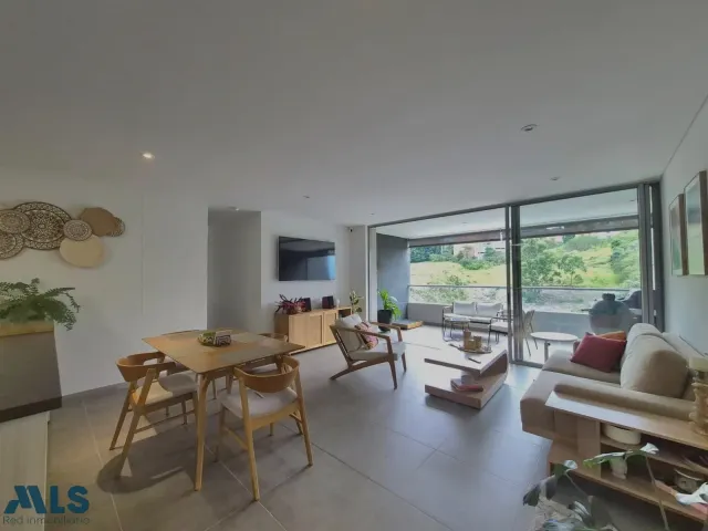 Apartamento en Envigado en Loma del Escobero