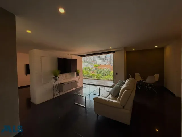Apartamento en Medellín en Lalinde