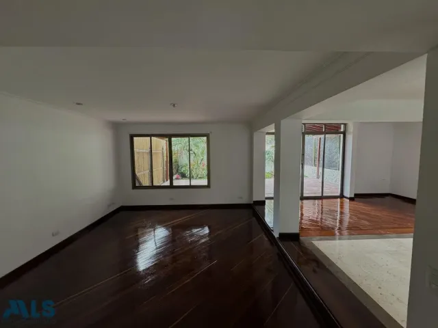Casa en Medellín en Las Palmas