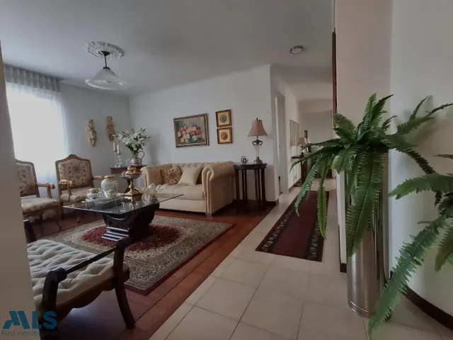 Apartamento en Medellín en Suramericana