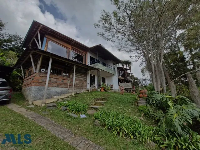 Finca Recreativa en Rionegro en Santa Elena