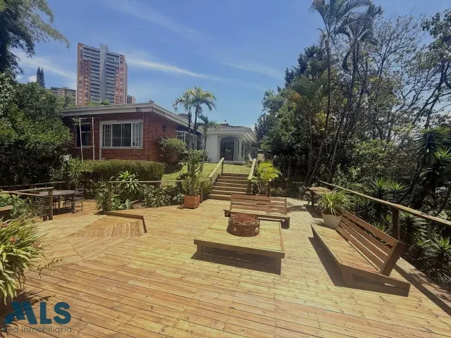 Casa en Medellín en El Tesoro