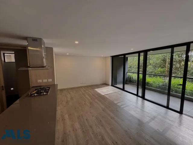 Apartamento en Medellín en Altos del Poblado