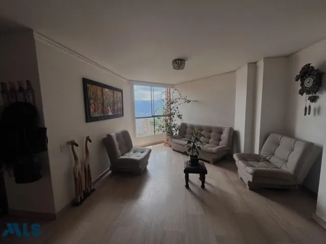 Apartamento en Medellín en El Tesoro