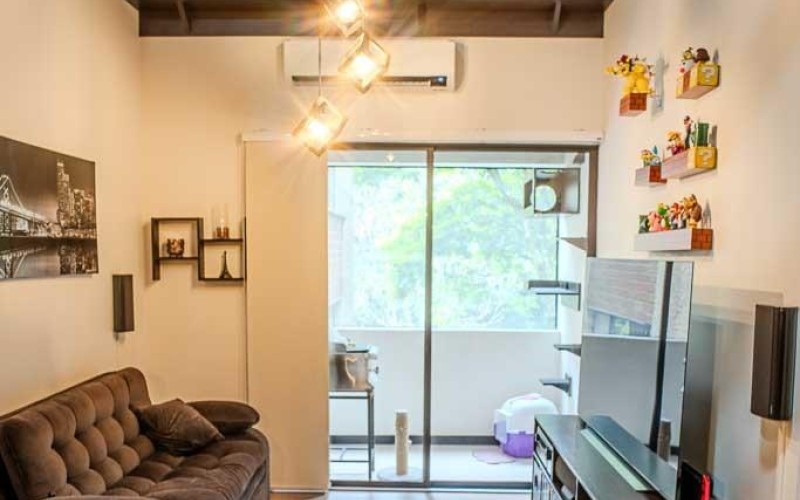 Charming Classic-Style Apartment for Sale in El Portal, Envigado – Prime Location Near Viva Envigado