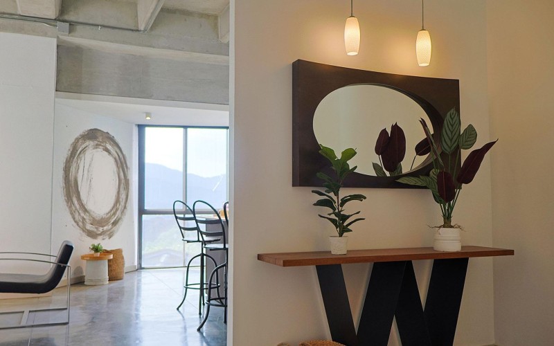 Newly Renovated and Furnished Apartment in El Poblado Provenza – Move-In Ready!