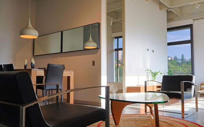 Newly Renovated and Furnished Apartment in El Poblado Provenza – Move-In Ready!