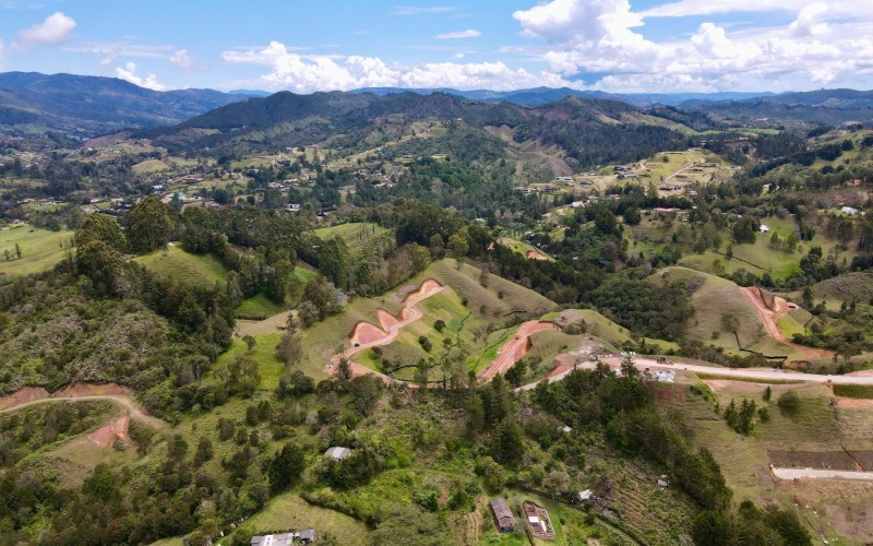 Large 18,700 m² Lot for Sale in Exclusive El Retiro, Antioquia Parcelation – Perfect for Your Dream Home