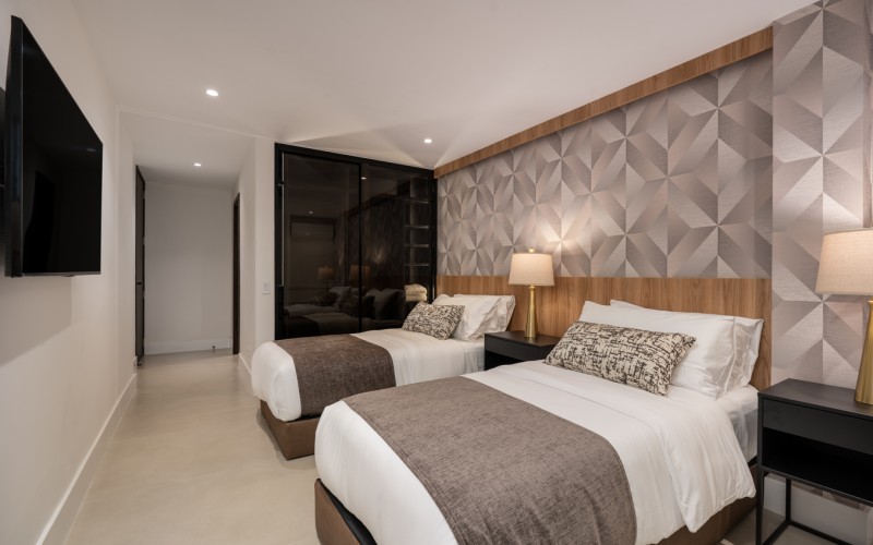 High-Yield Opportunity: Invest in Medellín’s Premier Luxury Villa