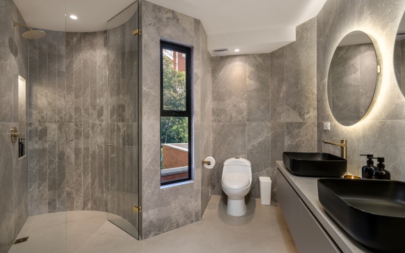 High-Yield Opportunity: Invest in Medellín’s Premier Luxury Villa
