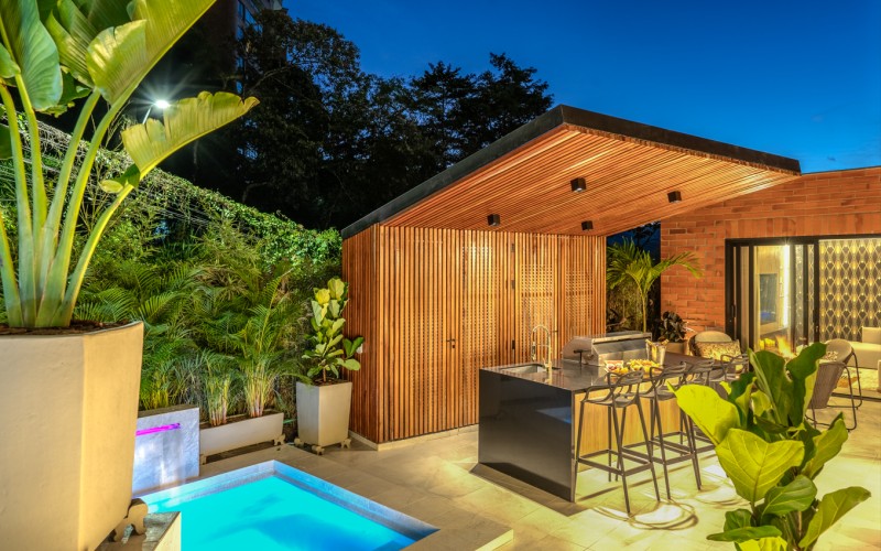 High-Yield Opportunity: Invest in Medellín’s Premier Luxury Villa